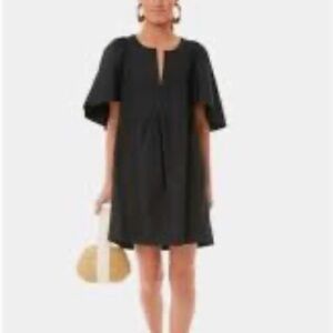 POMANDER PLACE from Tuckernuck
Black Finley Flutter Sleeve Dress